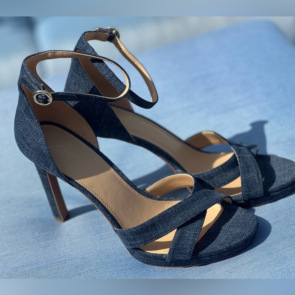 Michael Kors Alexia Denim Heel - size 9